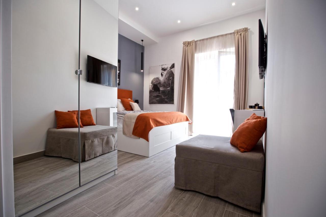 Scugnizzo Apartment Luxury Home Nápoles Exterior foto